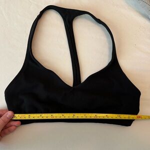 Lululemon sports bra. Size 4
